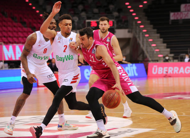 决总是满怀 决总是满怀