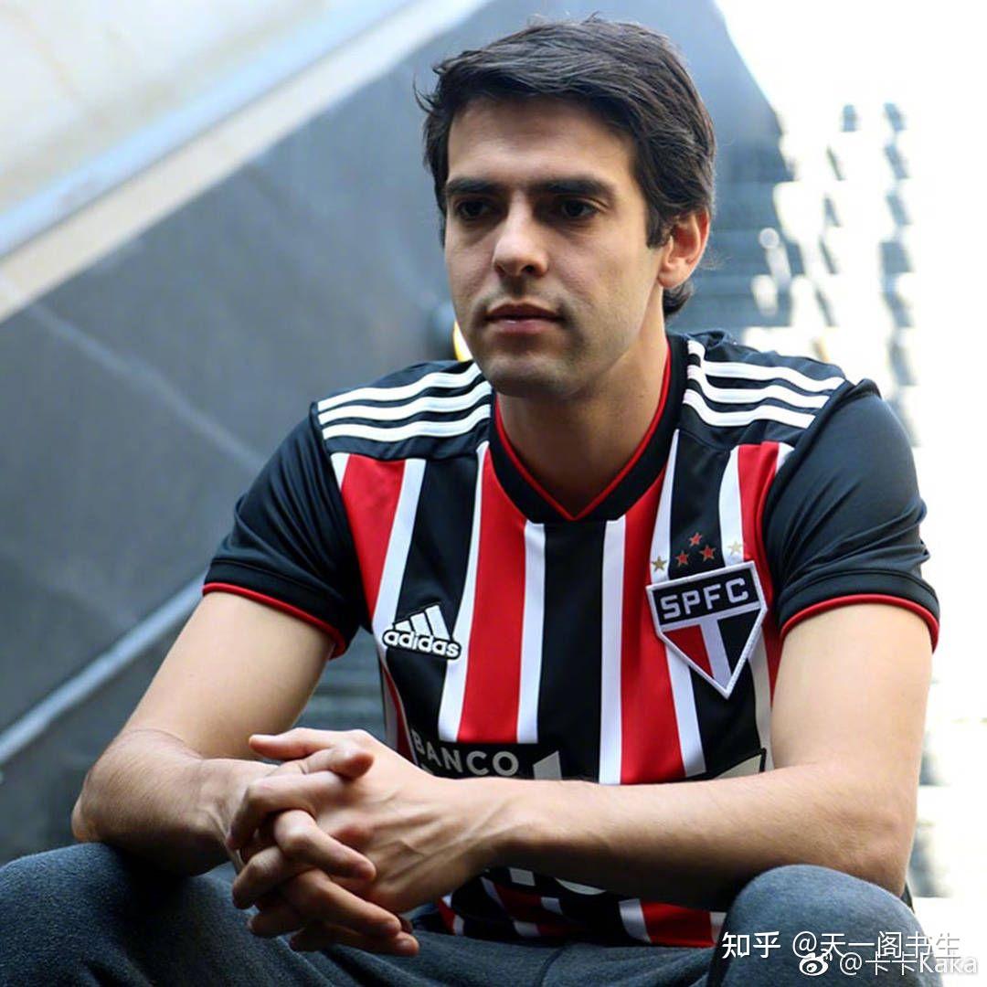 归化球员的 归化球员的