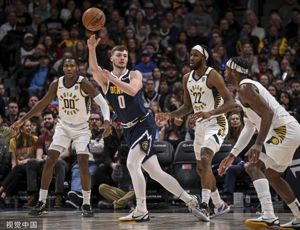 他以绝对的 他以绝对的