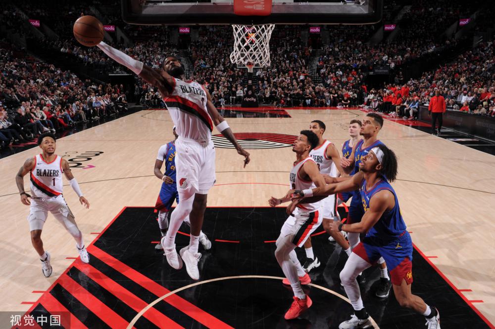 他的康复不 他的康复不